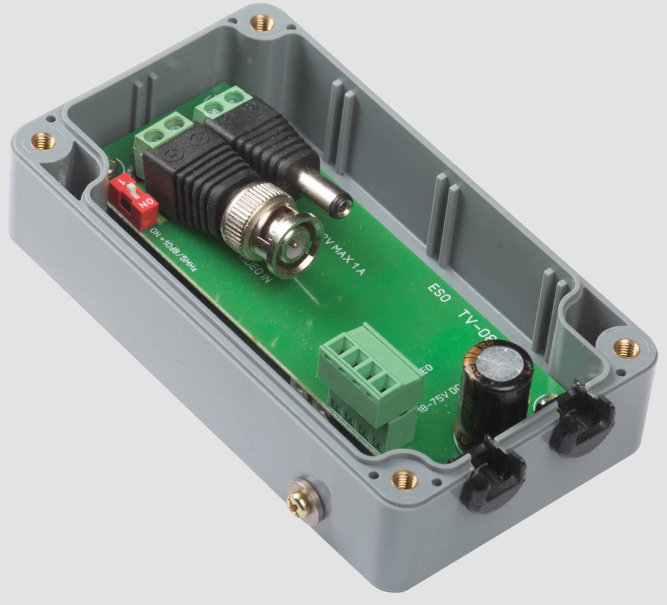 TV-08V6010 Активный передатчик HDCVI/HDTVI/AHD по витой паре со встроенным DC-DC преобразователем TV-08V6010 Активный передатчик HDCVI/HDTVI/AHD по витой паре со встроенным DC-DC преобразователем